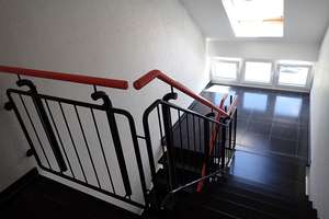 IDEAL FÜR DEN START INS IMMOBILIENEIGENTUM  - 3 ZIMMER – WOHNUNG MIT BESONDEREM FLAIR – Krähenäckerweg 21, 72124 Pliezhausen – Vorschaubild 3