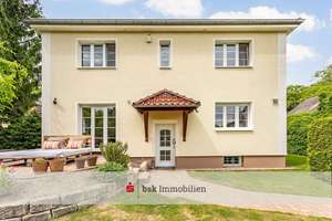 Einfamilienhaus mit 8 Zimmern, Kamin & Sauna - Nahe Mexikoplatz