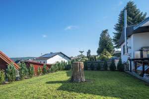 Exklusiver freistehender Bungalow mit Einliegerwohnung, Fernblick, Doppelgarage & großem Garten – Krappelroth 29, 66839 Schmelz – Vorschaubild 14