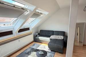 Charmante Dachgeschosswohnung mit Tiefgaragenstellplatz in Bielefeld – Die vollständige Adresse der Immobilie erhältst du vom Anbieter., 33607 Mitte, Bielefeld – Vorschaubild 3