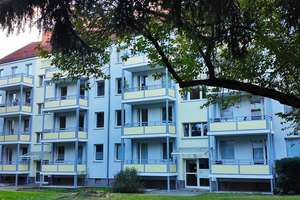 3-Raum-Erdgeschosswohnung mit Balkon
