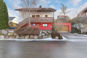 Provisionsfrei – Lichtdurchflutetes, familienfreundliches Haus in ruhiger Lage – Die vollständige Adresse der Immobilie erhältst du vom Anbieter., 78112 Sankt Georgen im Schwarzwald – Vorschaubild 2