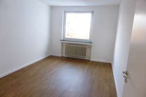 *Moderne, helle 3-Zimmer-Wohnung mit Balkon in Niehl* – Graditzer Str. 75, 50735 Niehl, Köln – Vorschaubild 4