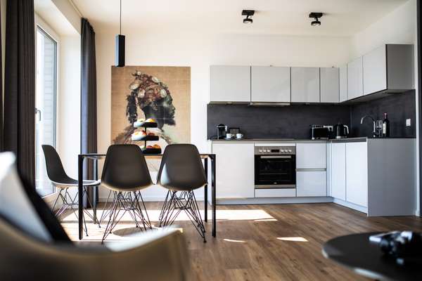 Exklusives 3 Zimmer-Apartment auf Zeit - hochwertig möbliert im Oldenburger Hafen