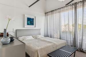 Modernes Luxus-Loft mit beeindruckender Raumhöhe – Die vollständige Adresse der Immobilie erhältst du vom Anbieter., 45136 Bergerhausen, Essen – Vorschaubild 5