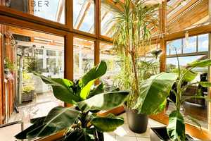 Schönes, Exclusiv ausgestattetes Luxus Haus mit Pool,Aussenküche, W.garten, ELW, Garage, ruhige Lage – Göppingen (Kreis) – Vorschaubild 8