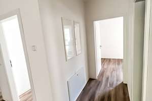 Moderne 4-Zimmer-Wohnung mit Balkon & Tiefgarage in zentraler, ruhiger Lage in Freital – Lutherstraße 28f, 1705 Freital – Vorschaubild 12