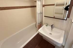 Helle, möblierte 2-Zimmer-Wohnung in begehrter Lage – Düsseldorf-Lörick | TG & Außenstellplatz – Büttgenweg 16, 40547 Lörick, Düsseldorf – Vorschaubild 7