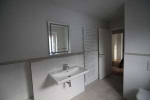 Moderne 3-Zimmer Wohnung mit Terrasse & Aufzug – Felderstr. 68, 51371 Rheindorf, Leverkusen – Vorschaubild 3