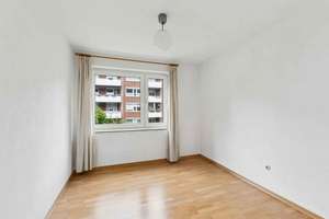Attraktive 4-Zimmer-Wohnung in beliebter Lage von Ottensen – Südbalkon & eigener Stellplatz – Die vollständige Adresse der Immobilie erhältst du vom Anbieter., 22763 Ottensen, Hamburg – Vorschaubild 12