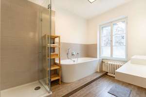 Charakter. Tiefe. Geschichte. – 3-Zimmer-Schwabinger Altbauwohnung – Die vollständige Adresse der Immobilie erhältst du vom Anbieter., 80804 Am Luitpoldpark, München – Vorschaubild 10
