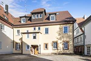 Rarität! Renditestarkes, solides 4-Familienhaus in zentraler Lage von Rosenfeld! – Die vollständige Adresse der Immobilie erhältst du vom Anbieter., 72348 Rosenfeld – Vorschaubild 2