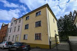 Wiesbaden-Bierstadt: Dreifamilienhaus - Ideal für Mehrgenerationenwohnen!  – Die vollständige Adresse der Immobilie erhältst du vom Anbieter., 65191 Bierstadt, Wiesbaden – Vorschaubild 1