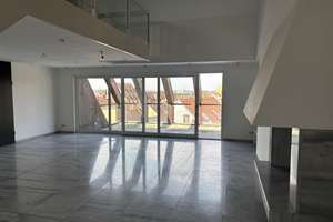 Maisonettewohnung mit Dachterrasse und Burgblick in der Nürnberger Altstadt 