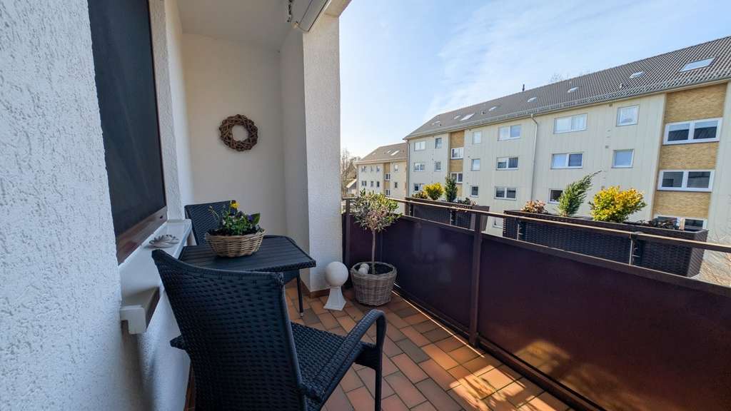 Immobilie in Schleswig - Attraktive 3-Zimmer-Eigentumswohnung im 2. Obergeschoss mit Garage - Bild 3