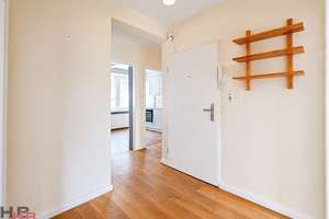 Malerischer Schnoorblick – Sonnige 3 Zimmer Citywohnung mit Balkon – Die vollständige Adresse der Immobilie erhältst du vom Anbieter., 28195 Altstadt, Bremen – Vorschaubild 2