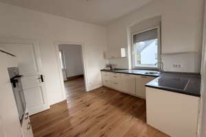 Einfamilienhaus mit Einliegerwohnung in idyllischer Lage auf der Ruhrhalbinsel – Die vollständige Adresse der Immobilie erhältst du vom Anbieter., 45257 Kupferdreh, Essen – Vorschaubild 12