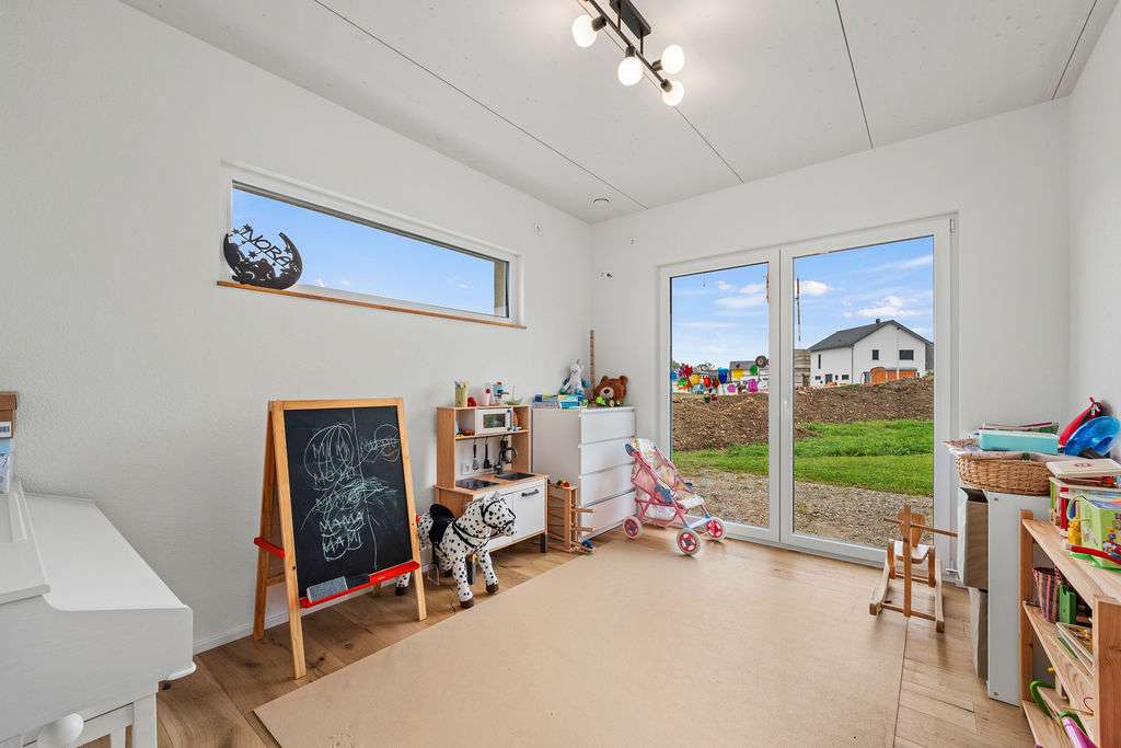 Immobilie in Fronreute - Exklusives Familiendomizil - Top ausgestattetes Neubau- EFH in Fronreute - Bild 14