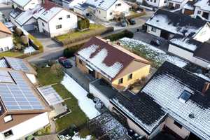 Freistehendes EFH mit großem Garten, Keller und Garage in Magstadt zu verkaufen... – Forchenweg 4, 71106 Böblingen (Kreis) – Vorschaubild 2