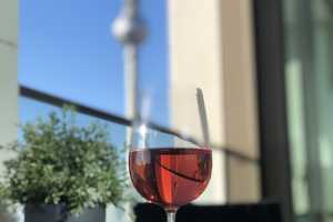 GRANDAIR - New York Feeling in Mitte - Möbliertes Luxusapartment im Herzen der Hauptstadt – Voltairstraße 11, 10174 Berlin – Vorschaubild 1
