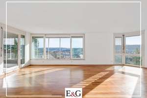 - Wohnen mit herrlichem Weitblick - 4,5-Zimmer-Etage im Stuttgarter Westen