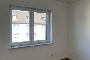 Neuvermietung einer 4-Raum-Wohnung nach umfassender Renovierung – Holsterhauser Straße 39, 45147 Holsterhausen, Essen – Vorschaubild 7