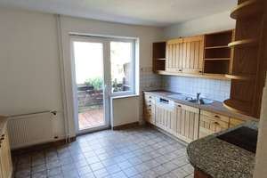 Großzügiges Einfamilienhaus mit großem Garten und viel Stauraum  – Am Sportplatz 5, 24850 Hüsby – Vorschaubild 3