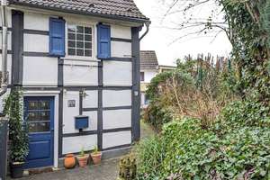 FACHWERKHAUS AUF GROßEM GRUNDSTÜCK - WUPPERBLICK !!! – Die vollständige Adresse der Immobilie erhältst du vom Anbieter., 42657 Burg/Höhscheid, Solingen – Vorschaubild 3