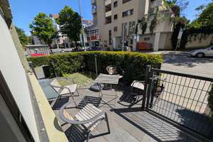 Moderne 1-Zimmer-Wohnung in München mit Terrasse und Garage
