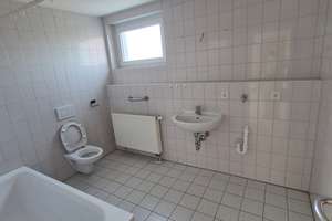 Hoch hinaus - 3 ZKB Dachgeschosswohnung in der Cheliusstr. 1-3 – 68167 Neckarstadt-Ost/Wohlgelegen, Mannheim – Vorschaubild 11