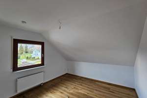 Einfamilienhaus mit 5 Zimmern, großem Garten, Terrasse, Balkon & Garage in ruhiger Lage in Kuhbach – Giesen 12, 77933 Lahr/Schwarzwald – Vorschaubild 6
