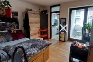 Teilmöbelierte 1-Zimmer-Wohnung mit Balkon und Einbauküche in Würzburg – Würzburg – Vorschaubild 1