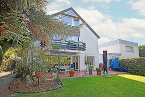 Seltene Rarität: 2 bis 3-Parteienhaus oder Zuhause für die Großfamilie mit Garten in Lövenich – Die vollständige Adresse der Immobilie erhältst du vom Anbieter., 50859 Lövenich, Köln – Vorschaubild 16