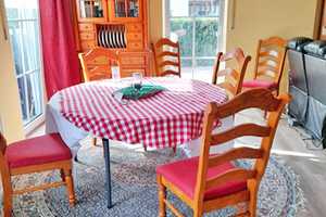 "HIER LÄSST ES SICH GUT LEBEN" Vermietetes EFH mit sonnigem Garten in Ortsrandlage von Vilseck – Amberg-Sulzbach (Kreis) – Vorschaubild 5