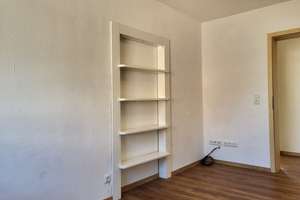 "Hidden Gem" in Erlangens Bestlage: Neuwertige 3-Zimmer-Oase mit Maßküche & Home-Office-Setup! – Die vollständige Adresse der Immobilie erhältst du vom Anbieter., 91052 Rathausplatz, Erlangen – Vorschaubild 6