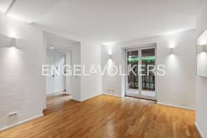 Neuwertiges Apartment mit großer Terrasse im Belgischen Viertel