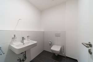 *Großzügige 2-Raum-Wohnung mit toller Terrasse und Gartenanteil* – Hainstraße 36, 9130 Sonnenberg, Chemnitz – Vorschaubild 11
