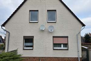 Einfamilienhaus mit Garage in Helmstedt – Alter Schwanefelder Weg 20, 38350 Helmstedt – Vorschaubild 2