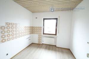 Zweifamilienhaus mit Südgarten, Terrasse, Garage & Carport in Großenseebach – Die vollständige Adresse der Immobilie erhältst du vom Anbieter., 91091 Großenseebach – Vorschaubild 5