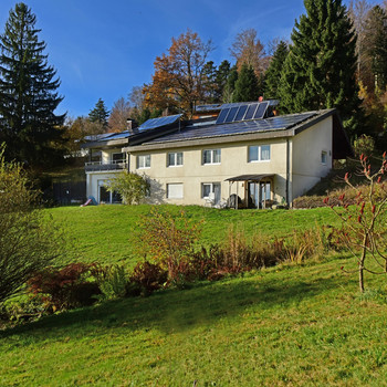 Privates Alpenblick-Anwesen mit Einliegerwohnung auf über 10.000 m²