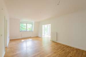 PROVISIONSFREI | Exklusive 5-Raum-Dachgeschosswohnung mit Parkblick, Balkon, Aufzug & TG-Stellplatz – Die vollständige Adresse der Immobilie erhältst du vom Anbieter., 16816 Neuruppin – Vorschaubild 4