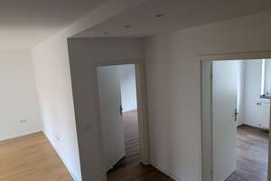 Provisions- und bezugsfrei: Attraktive 3-Zimmerwohnung mit Balkon in Bestlage von Nippes  – Die vollständige Adresse der Immobilie erhältst du vom Anbieter., 50733 Nippes (Ortsteil), Köln – Vorschaubild 6