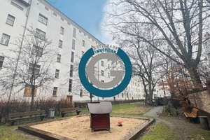 INVESTITION IN DIE ZUKUNFT - GEPFLEGTE & RUHIGE WOHNUNG - MIT SONNIGER LOGGIA & BLICK INS GRÜNE – Heinz-Bartsch-Str. 2 hh, 10407 Prenzlauer Berg, Berlin – Vorschaubild 1