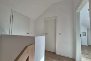 Komfortabel wohnen in diesem gepflegten Reihenmittelhaus in Ingolstadt – Die vollständige Adresse der Immobilie erhältst du vom Anbieter., 85055 Etting, Ingolstadt – Vorschaubild 8