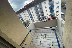Charmantes 1 Zi Apartment mit    
                    Balkon 
                 NEU ULM – Die vollständige Adresse der Immobilie erhältst du vom Anbieter., 89231 Neu-Ulm – Vorschaubild 3