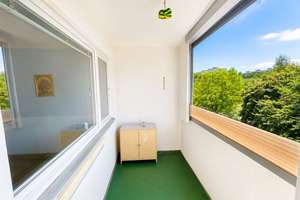 Attraktive 3-Zimmer-Wohnung zum Sanieren zur sofortigen Nutzung in München-Johanneskirchen – Die vollständige Adresse der Immobilie erhältst du vom Anbieter., 81927 Johanneskirchen, München – Vorschaubild 3