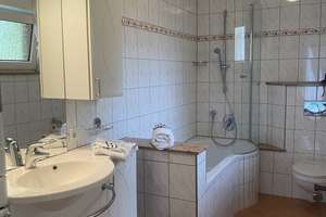 Großzügiges Familienhaus mit 870qm Grundstück  in ruhiger Lage – Die vollständige Adresse der Immobilie erhältst du vom Anbieter., 48599 Gronau (Westfalen) – Vorschaubild 5