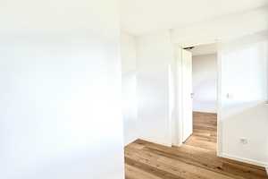 Komplettsanierung - alles neu! Helle 2,5-Zimmer-Wohnung mit großem Balkon! – München – Vorschaubild 9