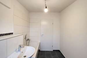 *Helle 4-Raumwohnung*für Familien/Pärchen/WG + Tageslichtbad + Einbauküche als Option! – 39124 Neue Neustadt, Magdeburg – Vorschaubild 12