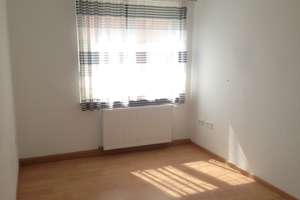 Gut geschnittene 2-Zimmer-Wohnung mit Balkon und EBK in Würzburg-Sanderau – Friedrich-Ebert-Ring 35, 97072 Sanderau, Würzburg – Vorschaubild 5